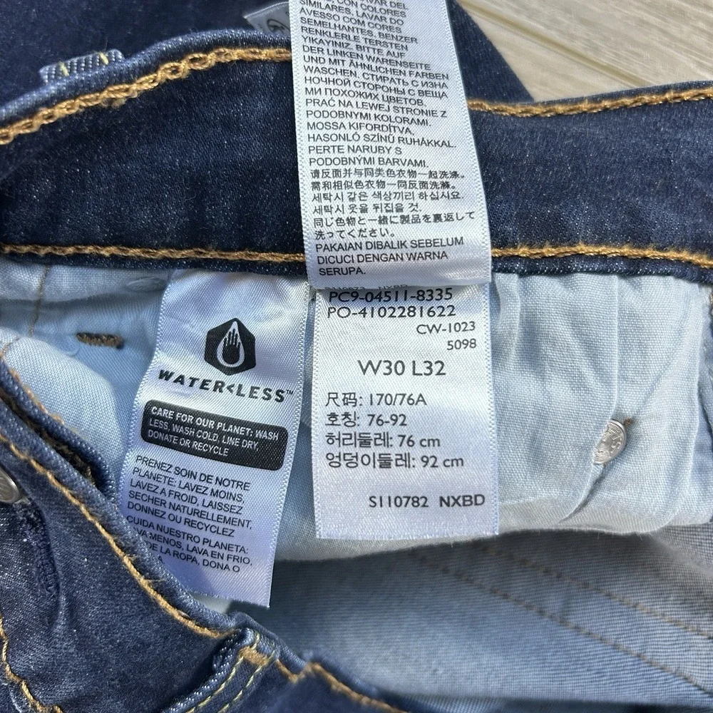 Levis levi 511
